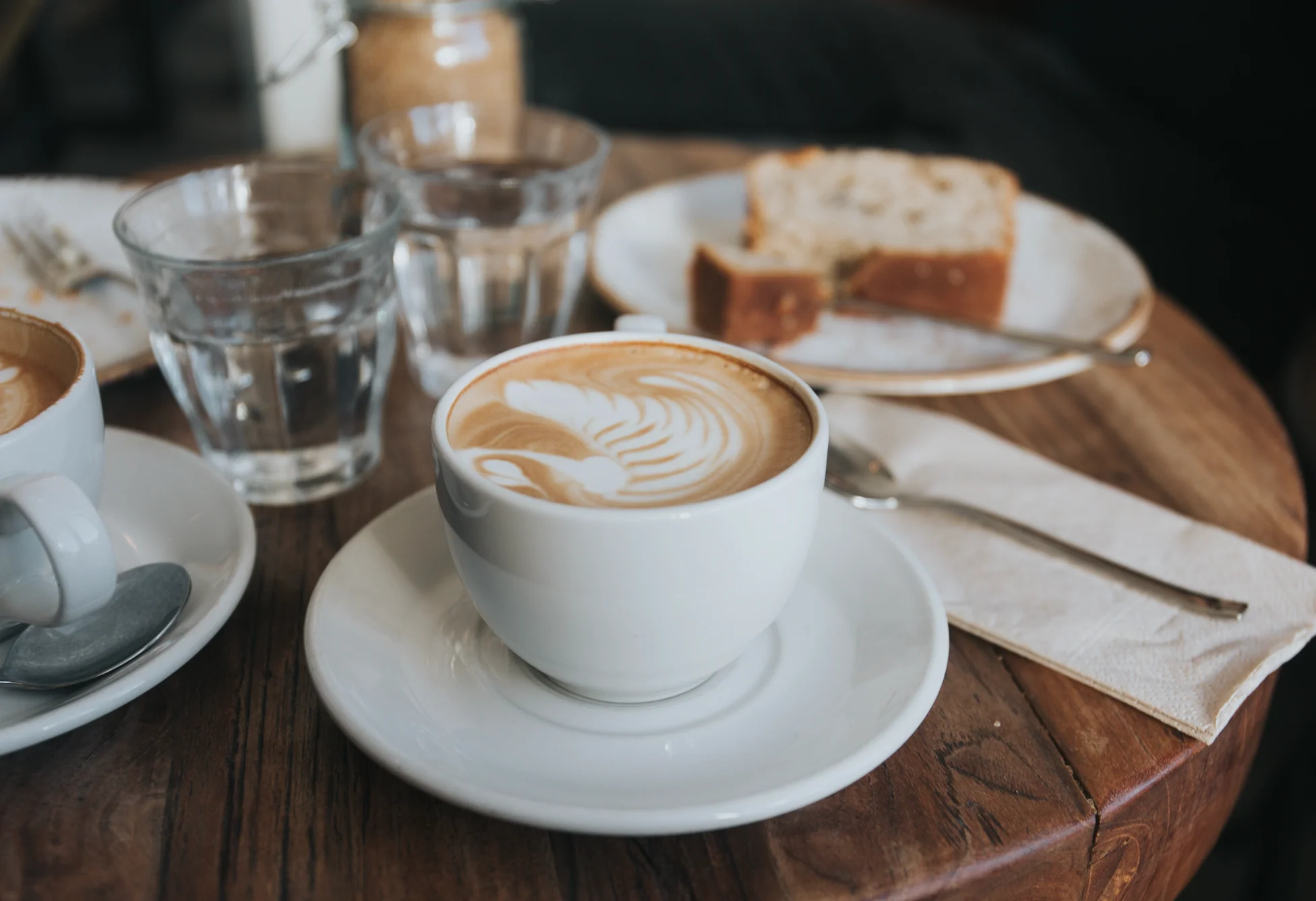 Vibrant Vistas & Picturesque Towns - Image 4