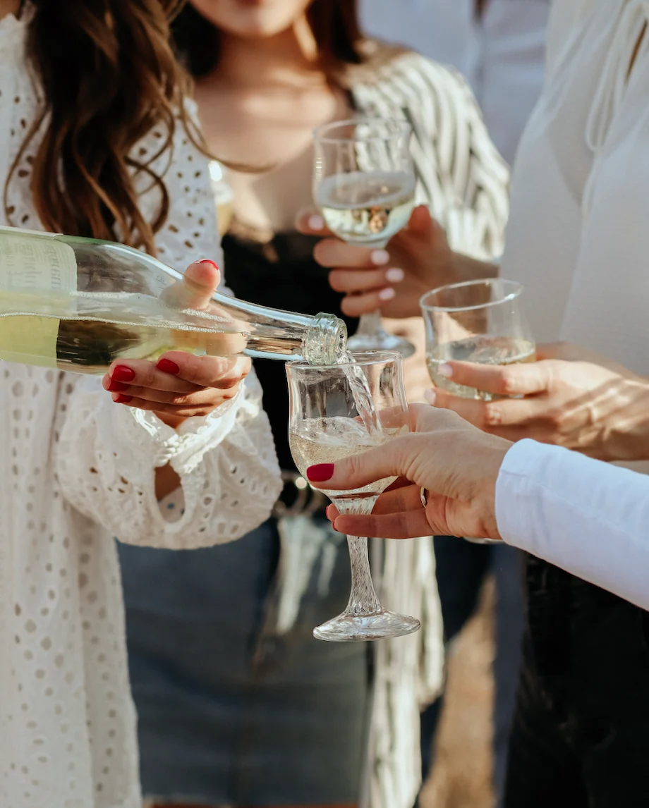 Vibrant Vistas & Picturesque Towns - Image 5