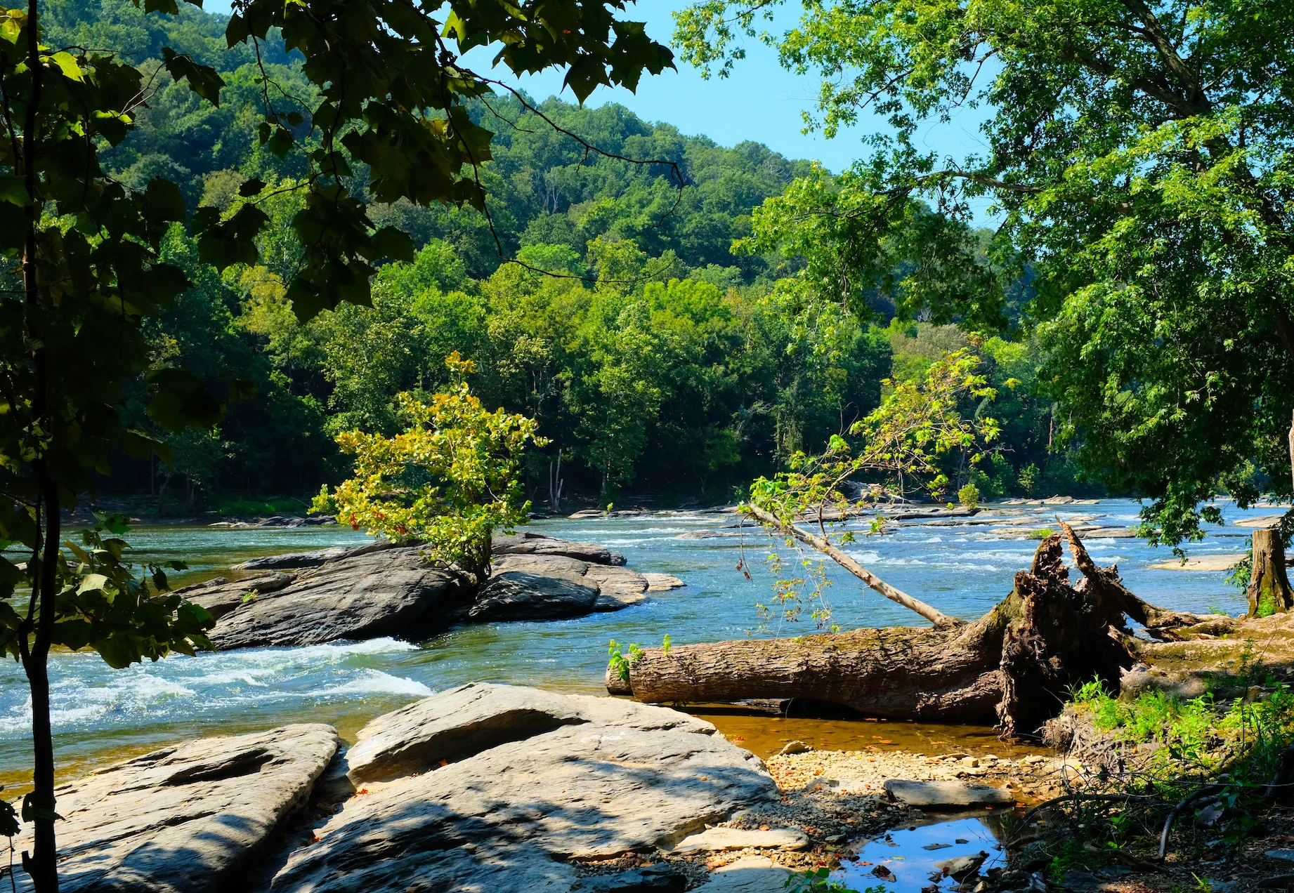 Winding Roads & Historic Gems - Image 5